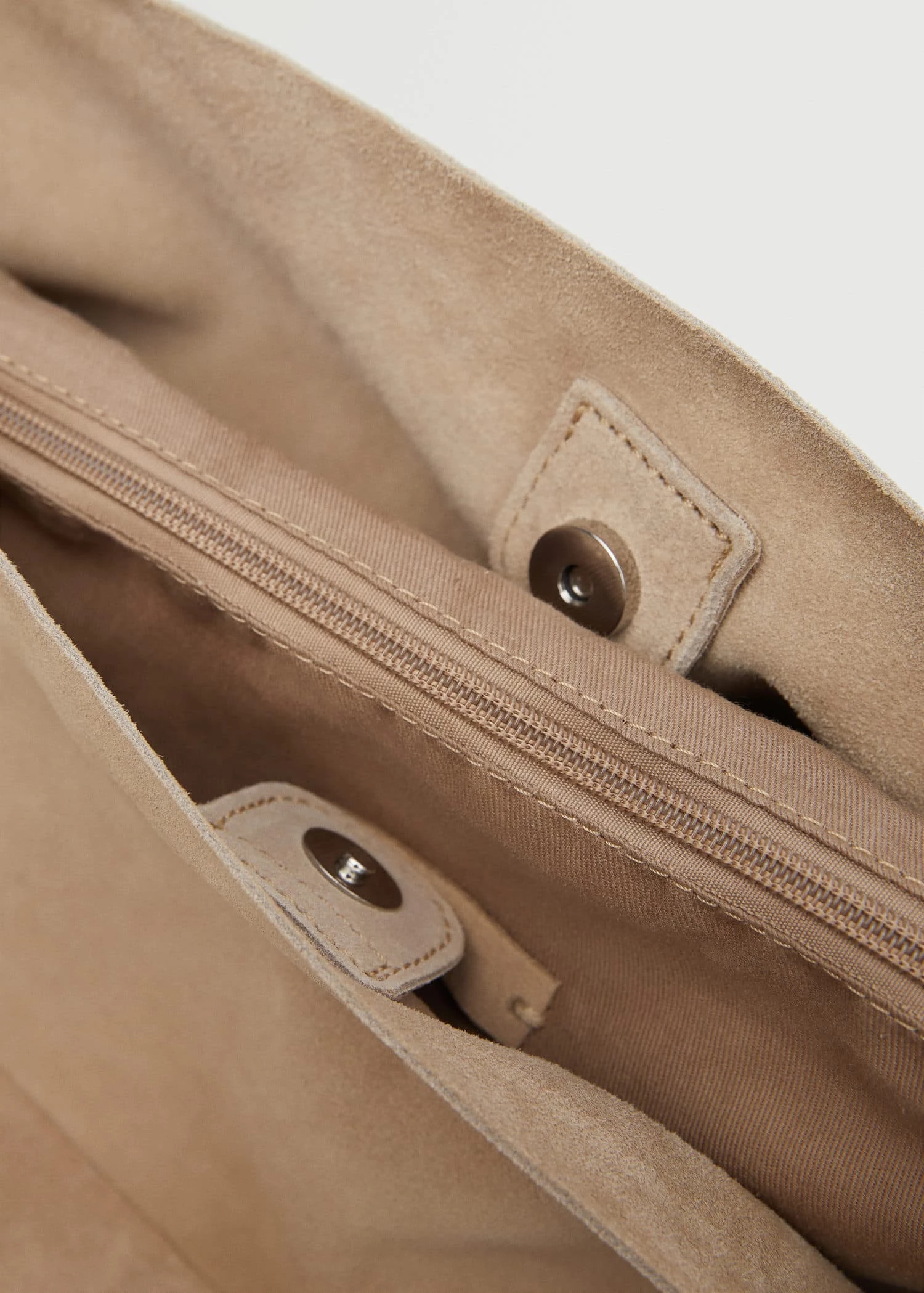 Mango Leather Bucket Bag Sand 3 Mango Leather Bucket Bag Sand - Image 3